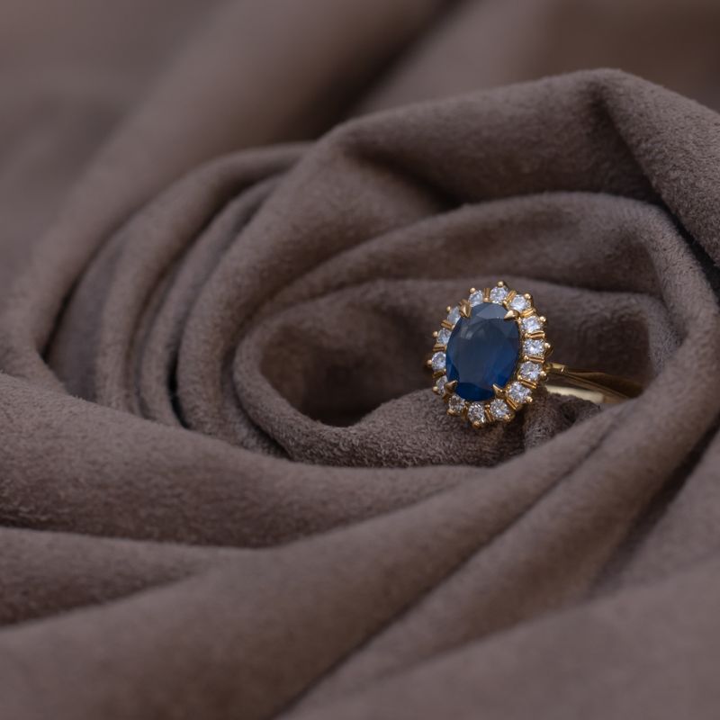 Round Solitaire Engagement Ring