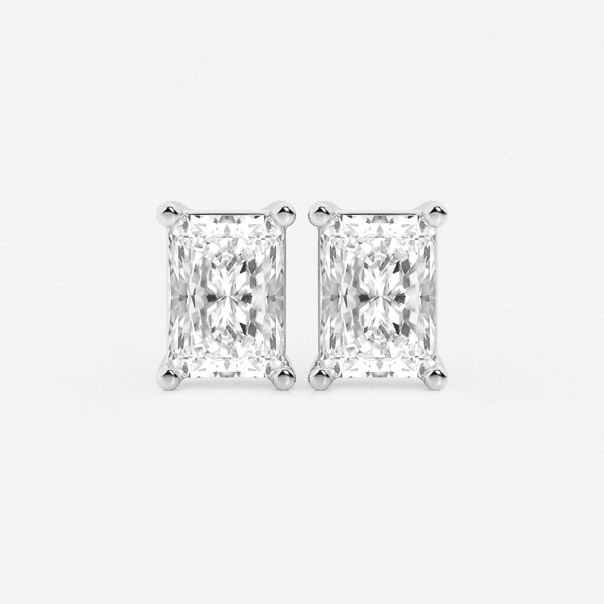 Radiant 4 Prong Studs